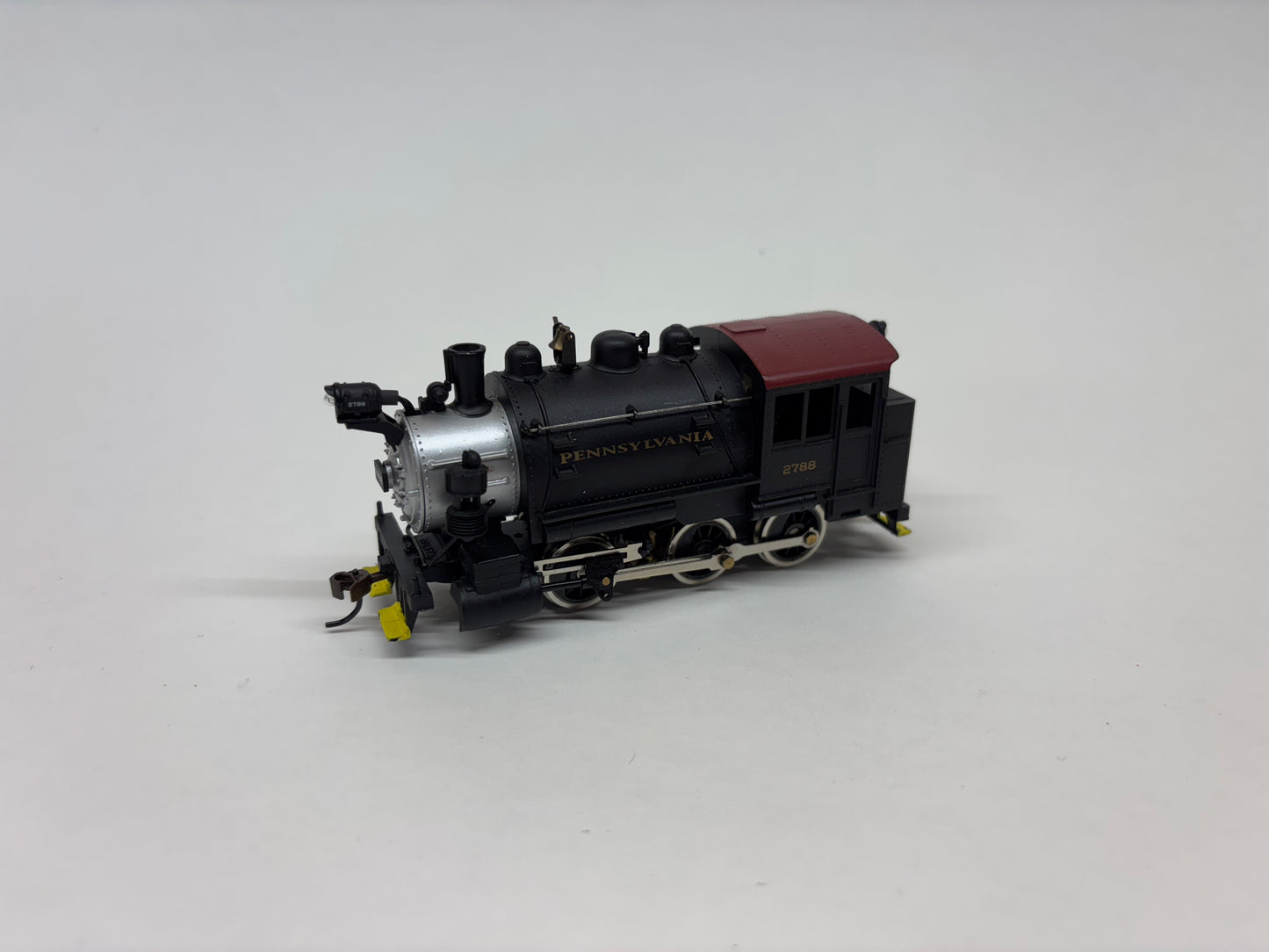 Mantua Classics HO Scale 0-6-0 Tank Switcher – Pennsylvania Railroad – DCC Compatible