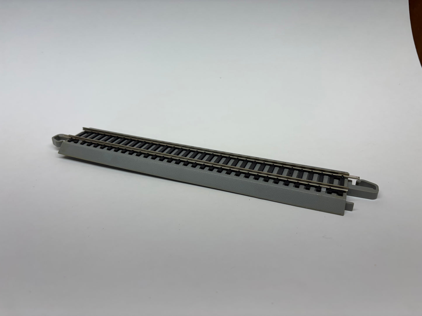 Bachmann 44511 HO Scale 9” Straight E-Z Track® – Used&nbsp;