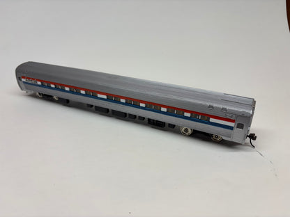 HO Scale Amtrak Phase III Streamlined Passenger Coach