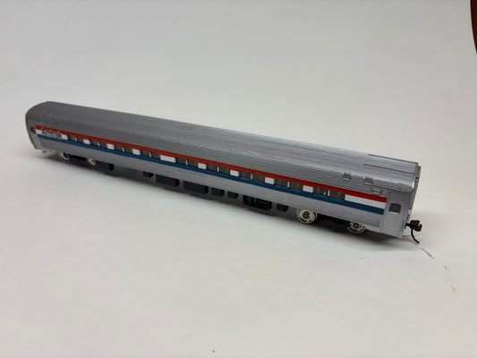 HO Scale Amtrak Phase III Streamlined Passenger Coach